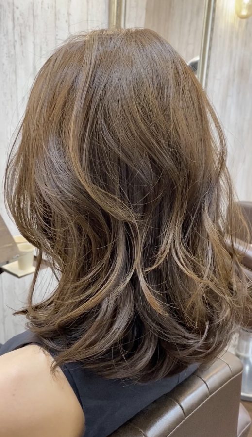 30代の生え始めてきた白髪のお悩みに応える 白髪を染めないヘアカラー 恵比寿の美容室 美容院 Nove Lina オフィシャルホームページ 30代の生え始めてきた白髪のお悩みに応える 白髪を染めないヘアカラー 恵比寿の美容室 美容院 Nove Lina オフィシャルホームページ